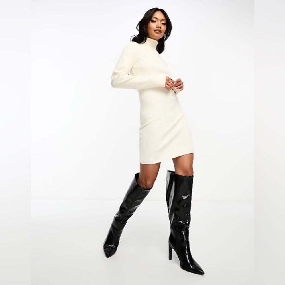 NWT ASOS Stradivarius High Neck / Turtleneck Knit Mini Sweater Dress - L